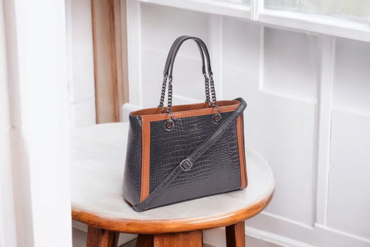 New leather handbag shop at Bosepukur by RTIWARI